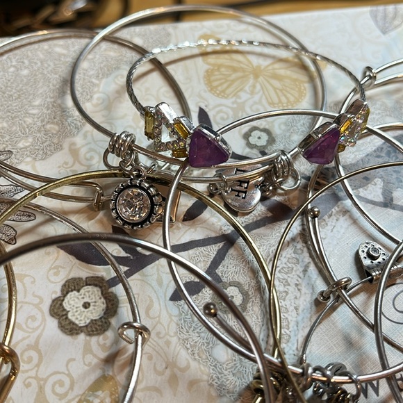 Bangle charm silver tone bracelet lot, 26 total - Picture 3 of 7